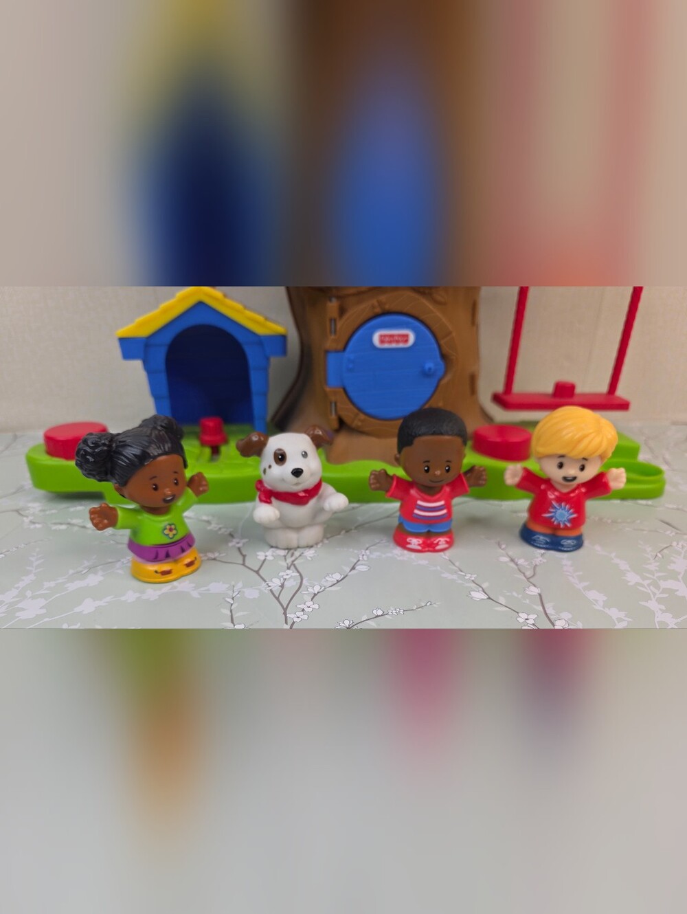Fisher-Price Little People Colorful Treehouse - Picture 2 of 2